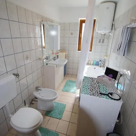 Apartment Ana
